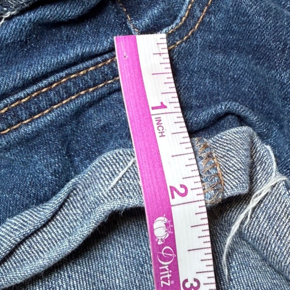 Aeropostale Women's Size 4 Distressed Denim Cutoff Shorts Womens Shorty Stretch - Picture 10 of 16
